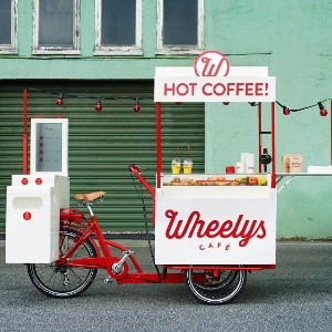 Café em duas rodas: chefs ganham as ruas vendendo comida em bicicletas